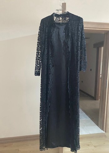 Diğer Siklik Ve Zarafet Siyah Dantel Uzun Elbise