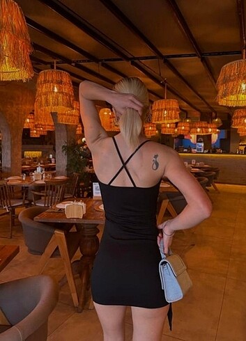 Zara Asimetrik Askılı Elbise 