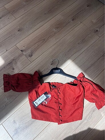 Trendyolmilla crop yeni etiketli