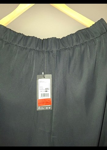 Siyah Kemerli Kadın Kumaş Pantolon - Görsel 3