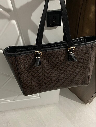 Michael Kors Omuz çantası
