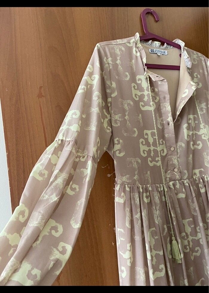 Fushya marka tesettür elbise - Görsel 3