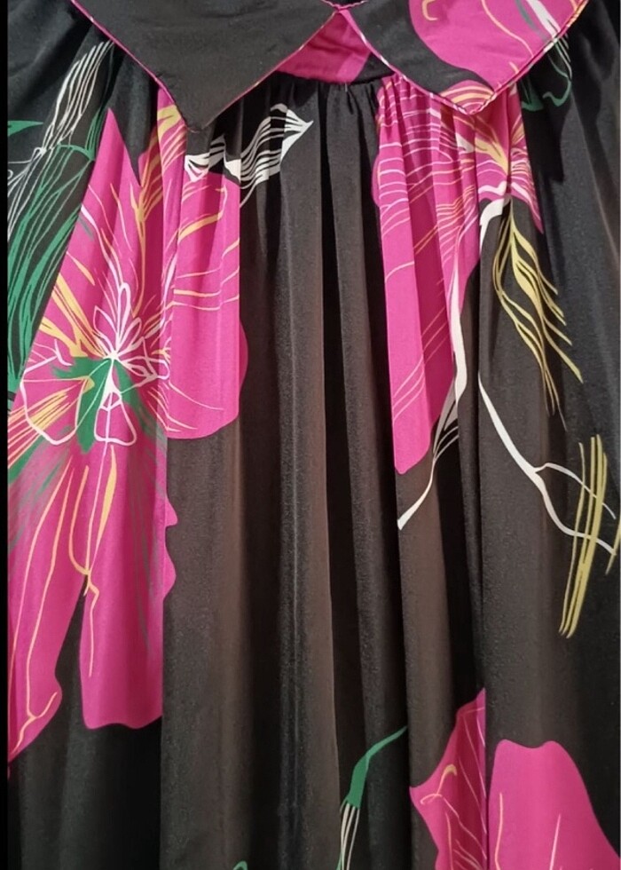 Tesettür saten elbise - Görsel 3