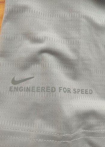 Nike Gri Erkek Beden Etiketi - Görsel 3