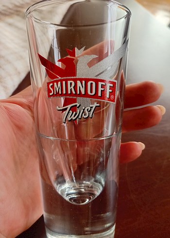 Smirnoff Twist Kırmızı Baskılı Shot Bardağı - Görsel 2