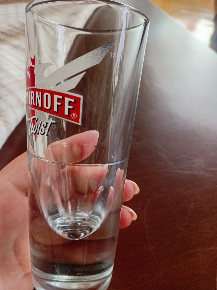 Smirnoff Twist Kırmızı Baskılı Shot Bardağı - Görsel 4