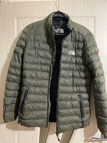 North Face Şişme mont