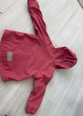 Kız Çocuk Kapüşonlu Koyu Pembe Yağmurluk - Görsel 4