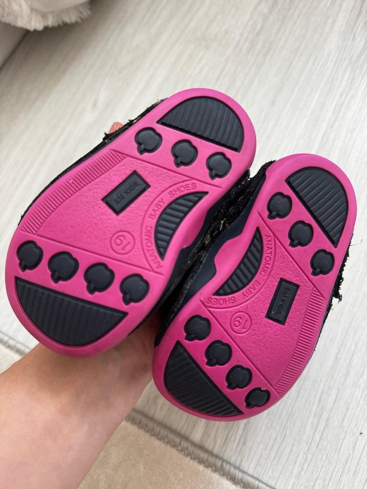 Koyu Pembe Kayışlı Erkek Bebek Ayakkabısı - Görsel 3