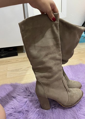 Kadın Bej Süet Yüksek Topuklu Dizüstü Çizme
