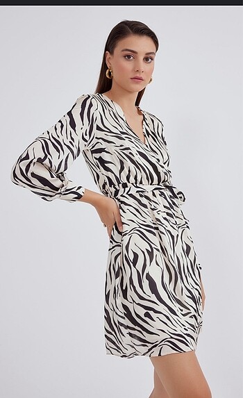 Zara Zebra saten elbise