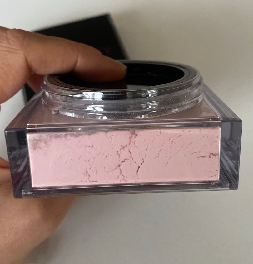 Huda Beauty Toz Pudra - Görsel 4