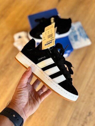 Adidas Campus