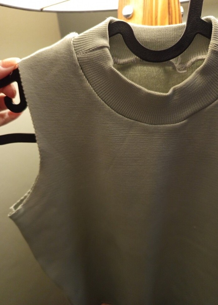 Uzun crop tişört  - Görsel 4