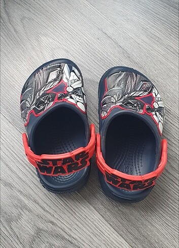 22 Beden lacivert Renk Yeni orijinal Crocs Star Wars