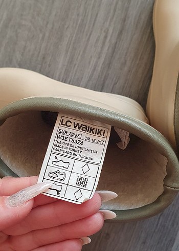 LC Waikiki LC Waikiki çocuk yağmur botu 26-27 numara