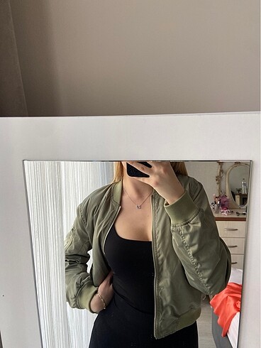 Pull and Bear Pull bear haki mevsimlik bomber ceket