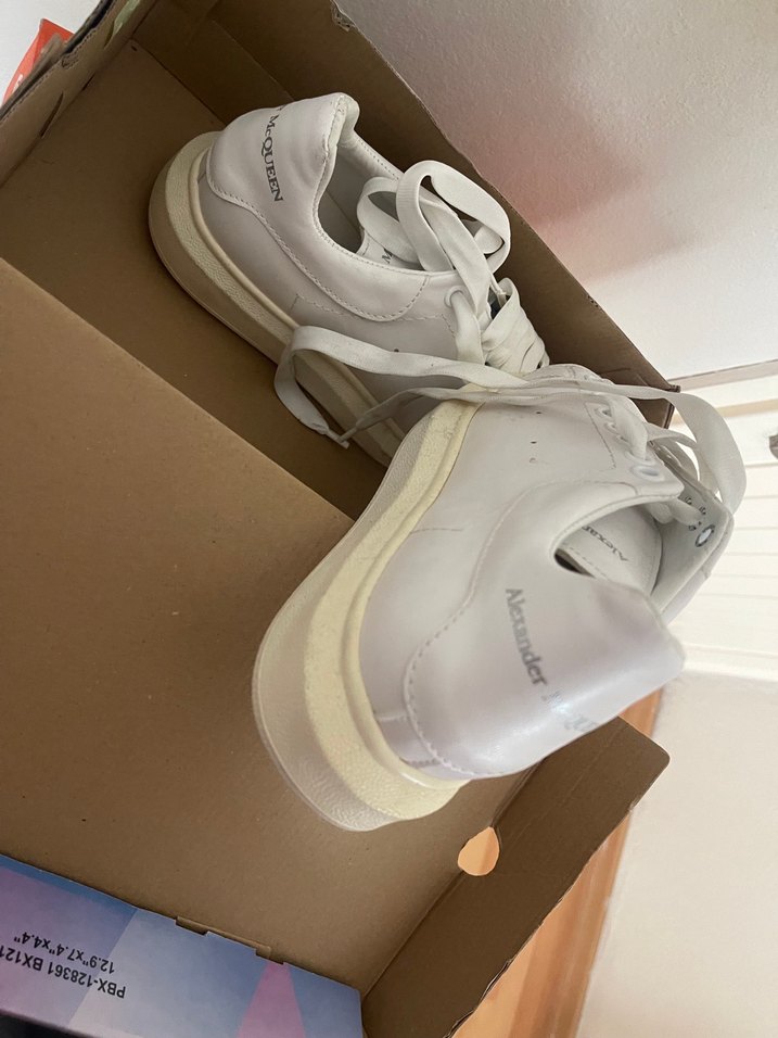 Alexander McQueen Beyaz Deri Sneaker — görsel 3/4