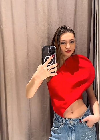 xs Beden Asimetrik Kalp Kalp Yaka Kırmızı bluz