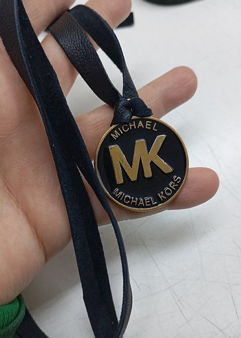 Michael Kors Rock Punk Altin Rozet