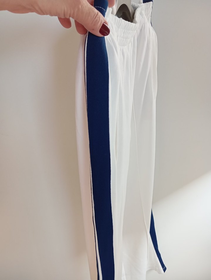 Kadın Gri Yan Şeritli Beyaz Rahat Eşofman - Görsel 5