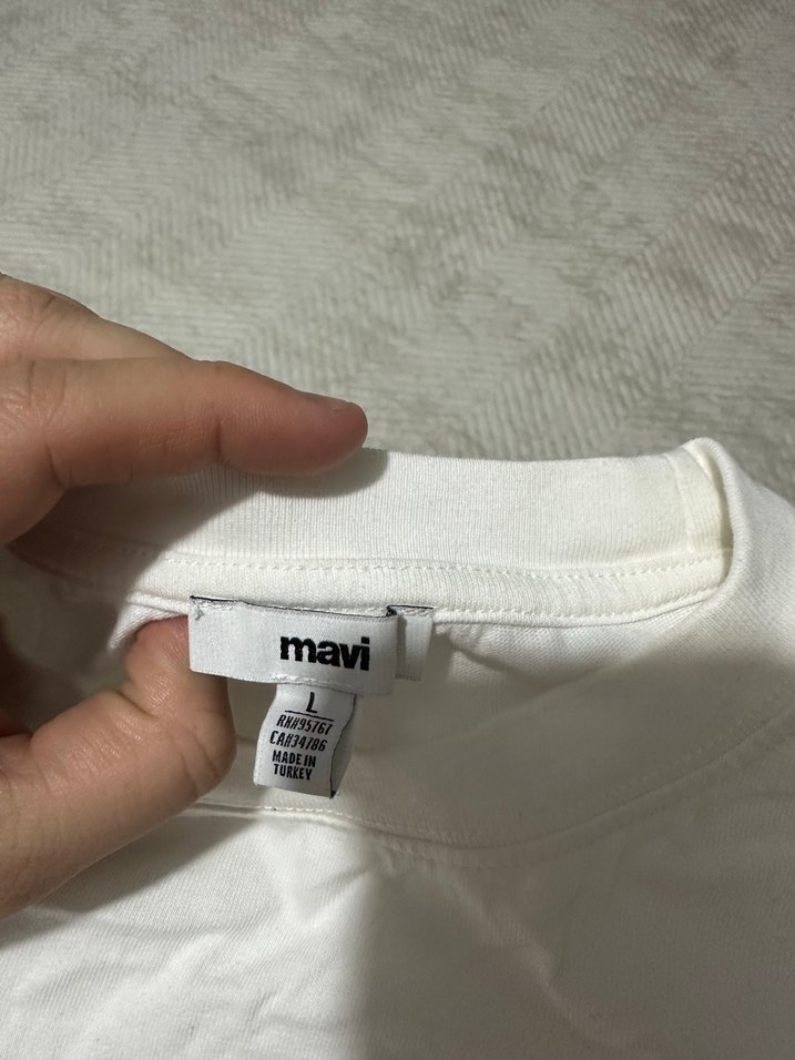 Mavi marka Beyaz Kısa Kollu Oversize Keten Tişört - Görsel 2