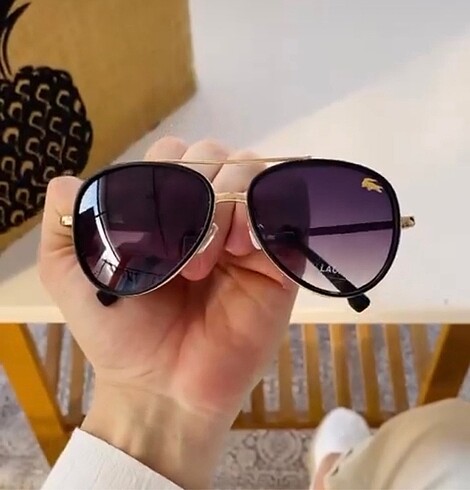 lacoste siyah damla güneş gözlüğü