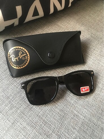 ray-ban 52 ekartman siyah parlak walfere