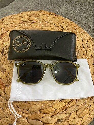 Beden siyah Renk Rayban yeşil çevre güneş gözlüğü