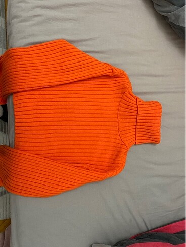 Dilvin crop kazak