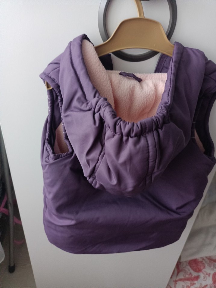 Mor Nakışlı Kolsuz Kız Çocuk Yeleği - Görsel 2