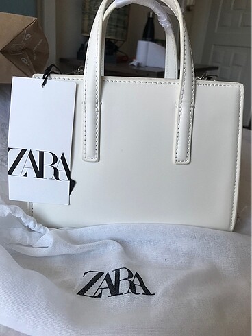 Zara beyaz çanta