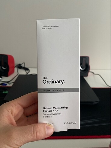 The ordinary natural mousturizing Factors + HA