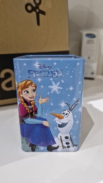frozen masaustu metal kalemlik