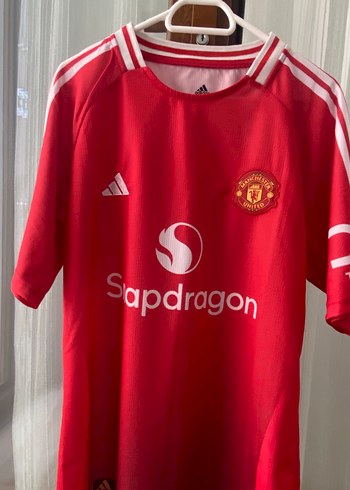 Adidas ürünü