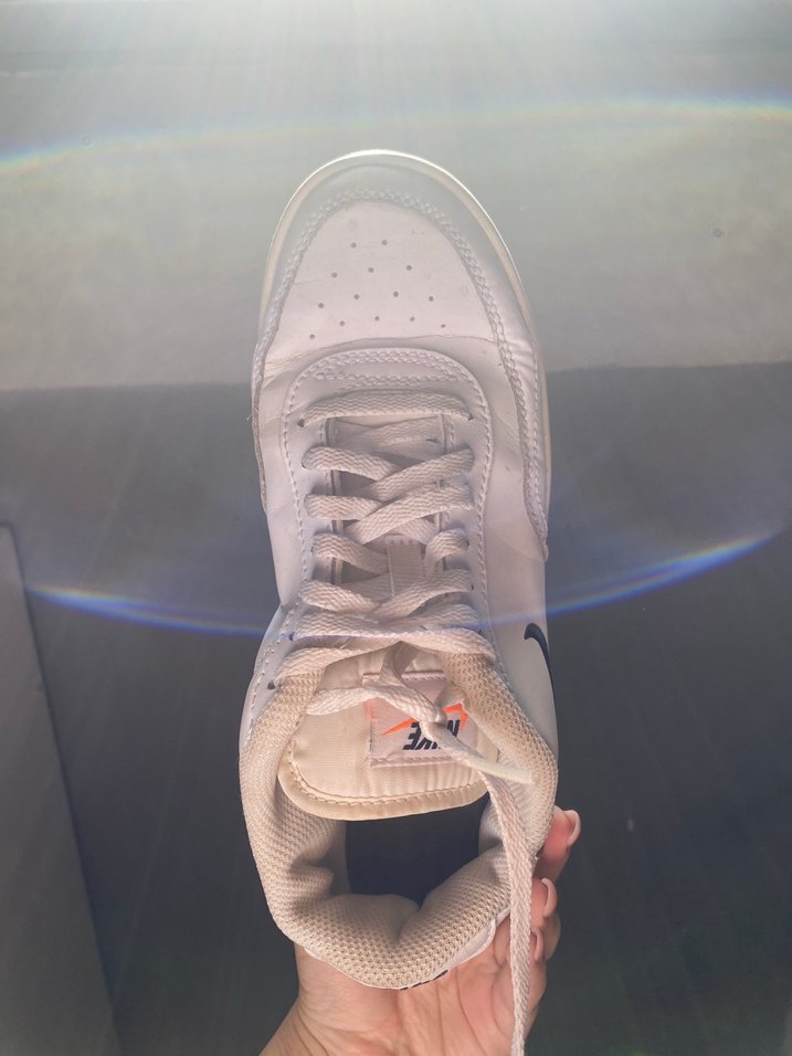 Beyaz Nike Kadın Spor Ayakkabı - Görsel 2