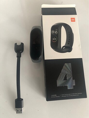 Mi 4 akıllı bileklik