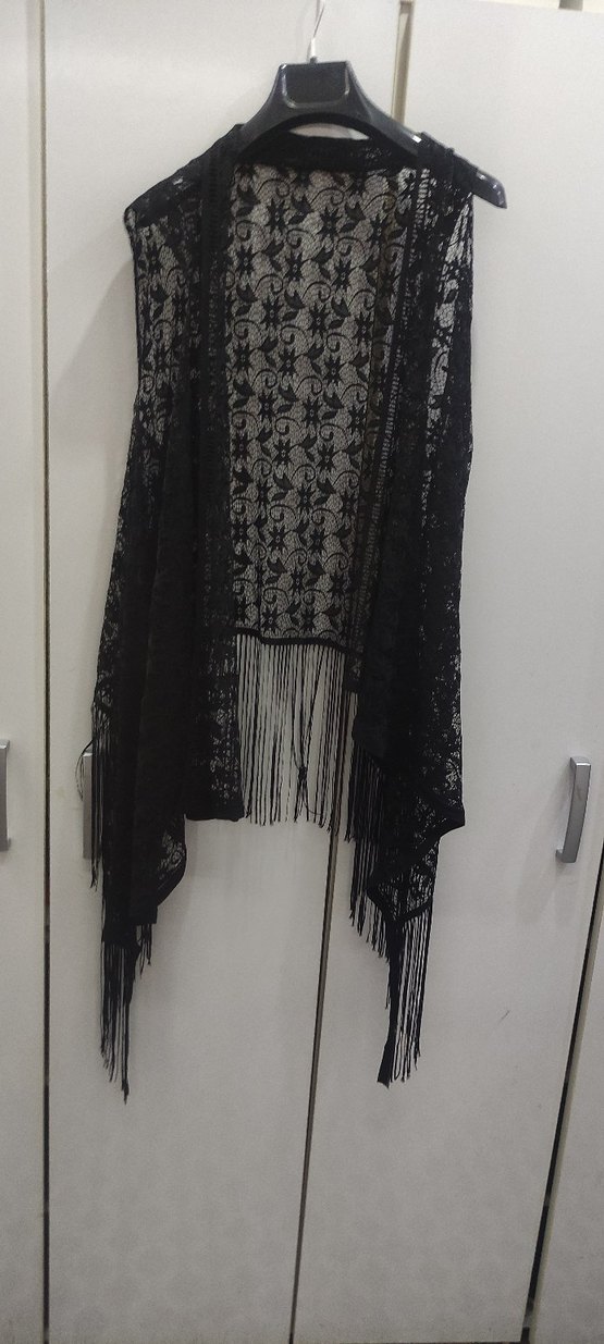 Siyah Dantel Gotik Kadın Şal PAREO - Görsel 2