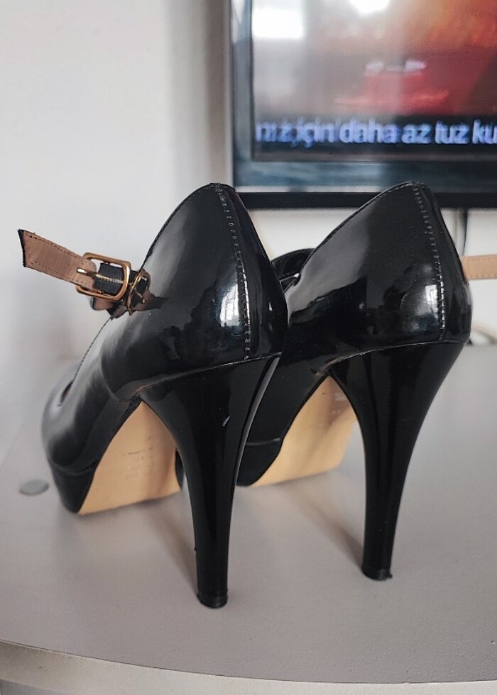 Topuklu ayakkabi - Görsel 3