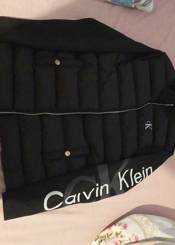 Siyah Fermuarlı Spor Mont - Görsel 2