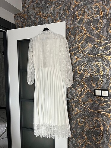 l Beden Beyaz dantelli uzun nikah elbisesi