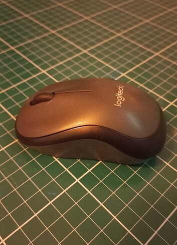 logitech M220 Sessiz Kompakt Kablosuz Mouse - Siyah