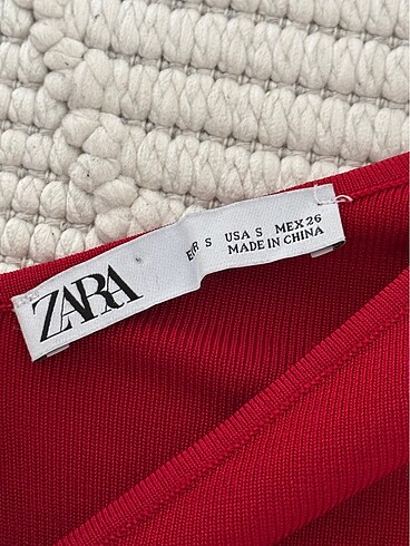 Zara Kırmızı bluz
