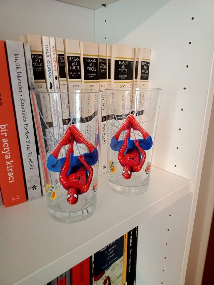 Renkli Örümcek Adam Figürlü Bardak - Görsel 5