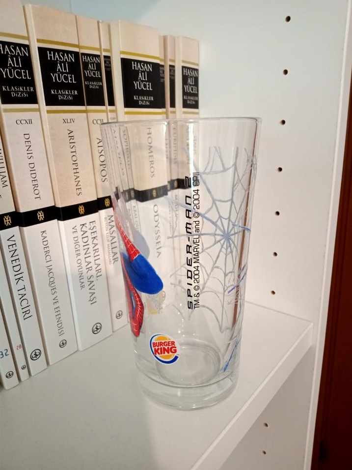 Renkli Örümcek Adam Figürlü Bardak - Görsel 4