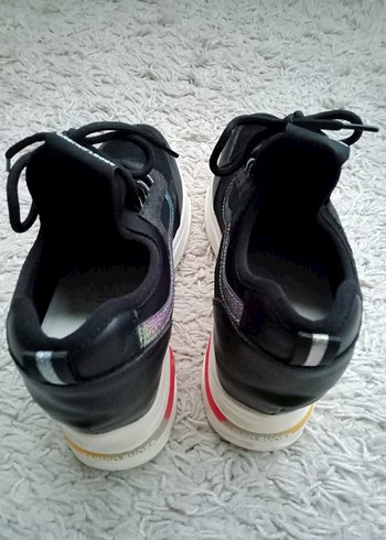 Siyah Baskılı Elastik Kadın Spor Ayakkabı - Görsel 4