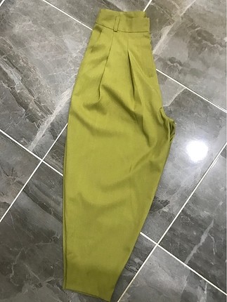 Fıstık yeşili kumaş pantolon