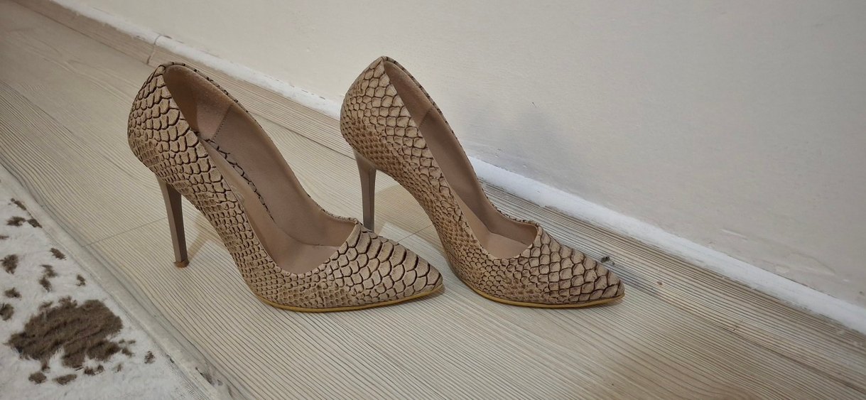 Bej Yılan Derisi Desenli Dolgu Topuklu Stiletto - Görsel 4