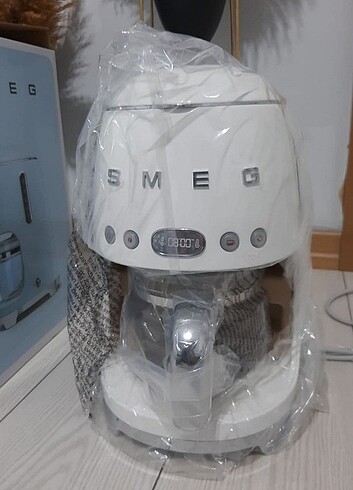 Smeg Filtre Kahve Makinesi 