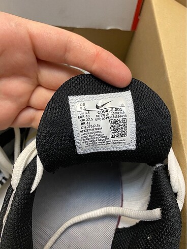43 Beden beyaz Renk Nike erkek max air 43 numara 27,5 cm